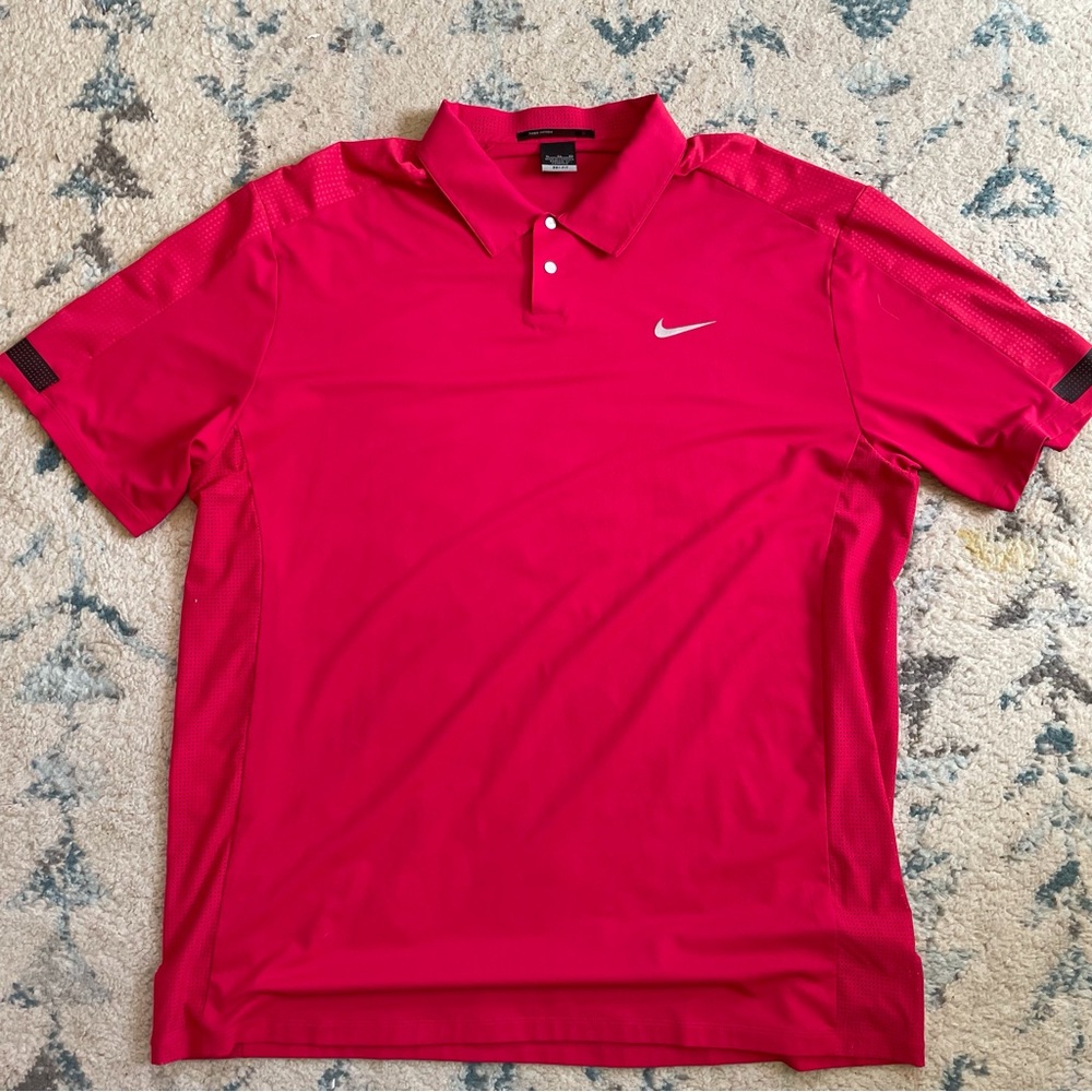 NIKE Mens XL Tiger Woods Collection Red Short Sleeve Performance Golf Polo Shirt